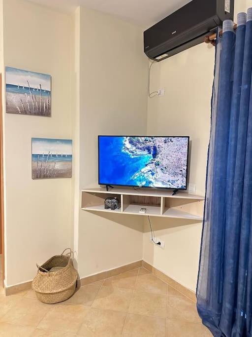 Lungomare Stay 24/7 Self Check-In Vlorë Екстериор снимка