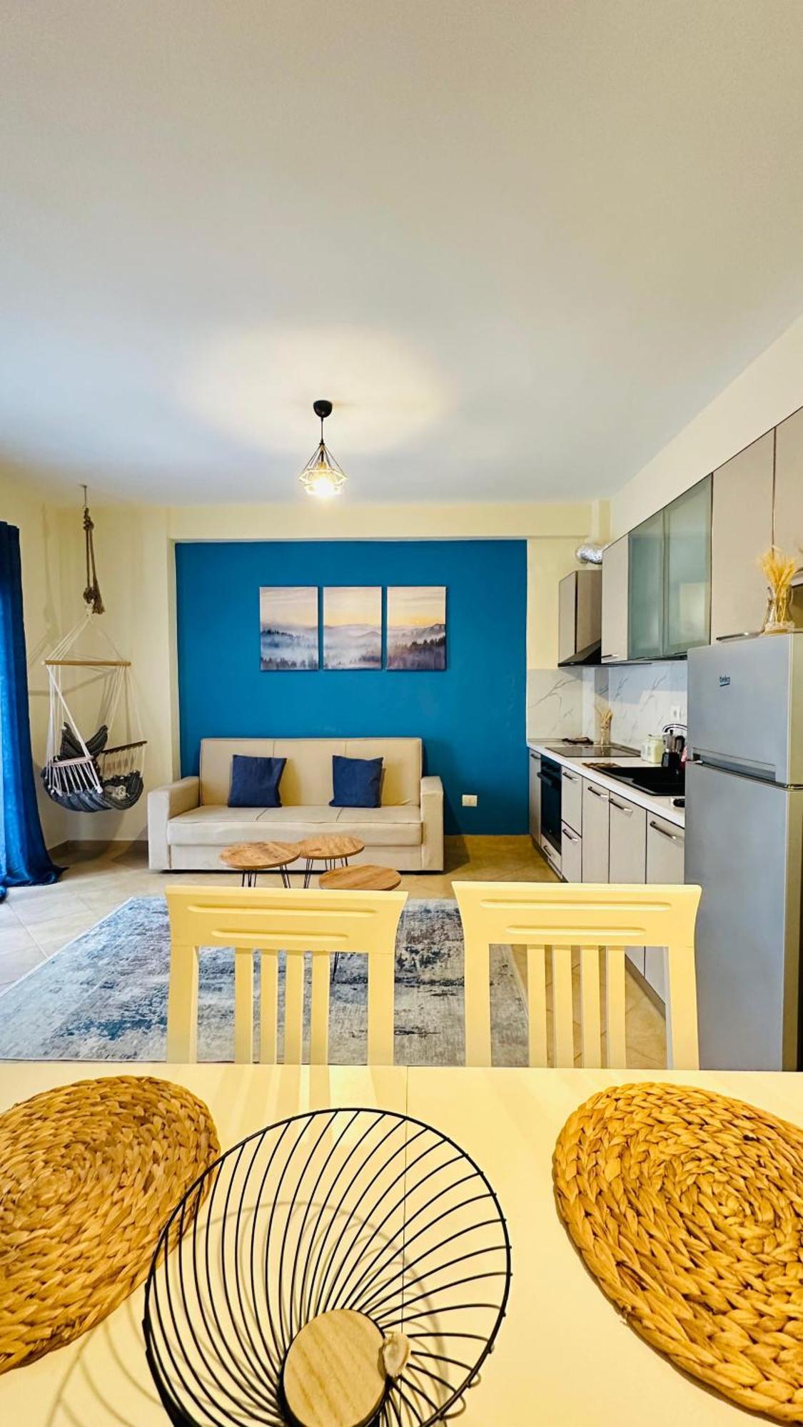 Lungomare Stay 24/7 Self Check-In Vlorë Екстериор снимка