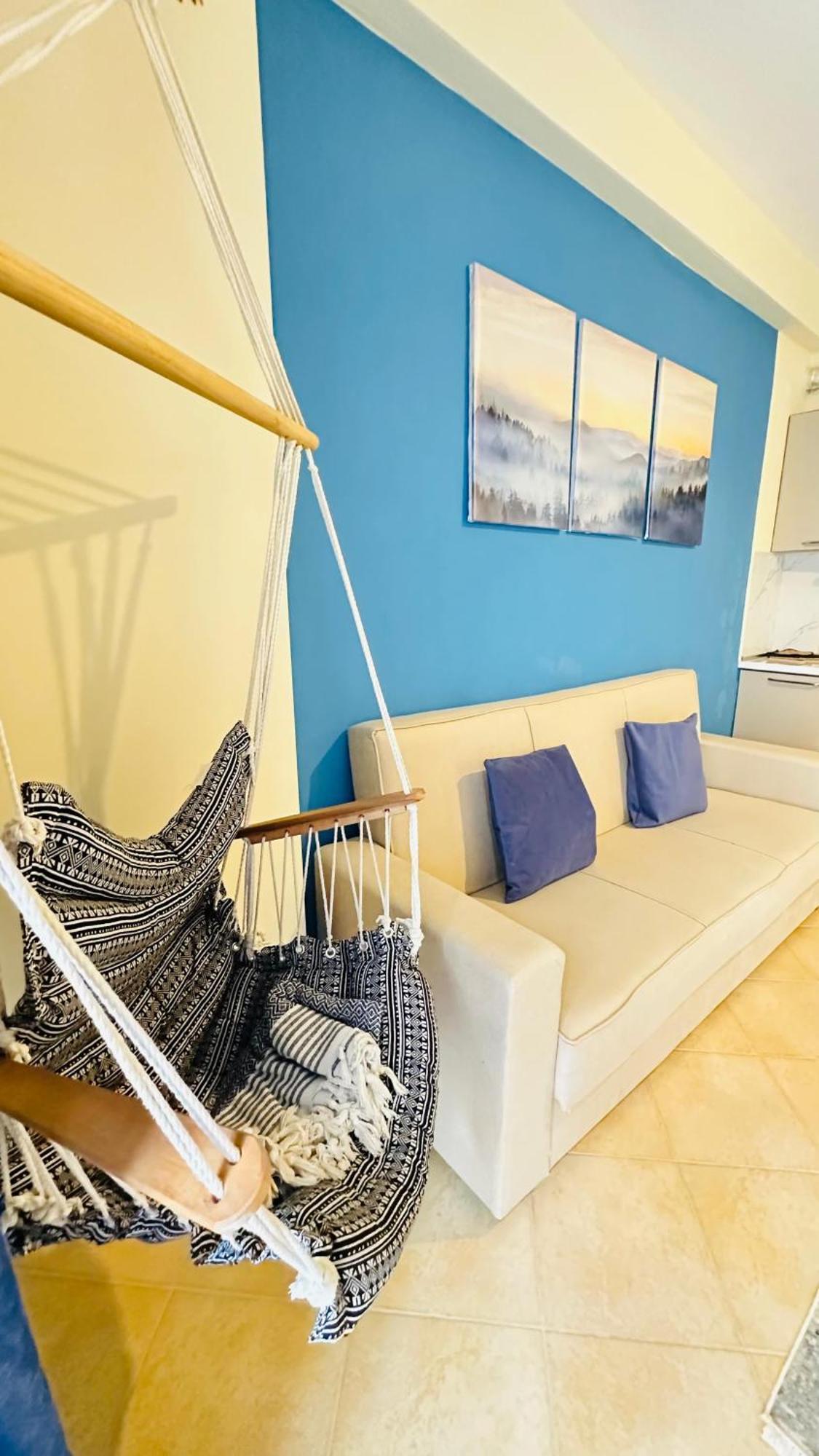 Lungomare Stay 24/7 Self Check-In Vlorë Екстериор снимка